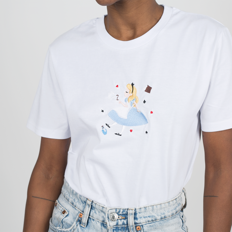 Camiseta · Take me to Wonderland