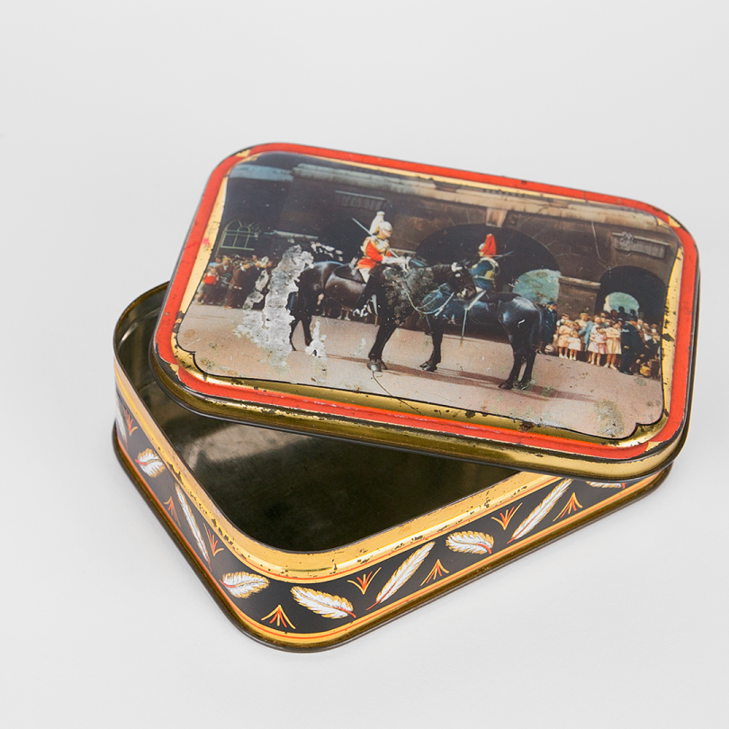 Caja · The Royal Horseguards