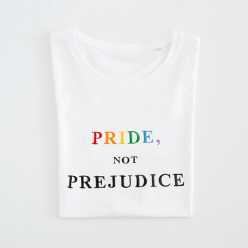 Camiseta · Pride, not prejudice