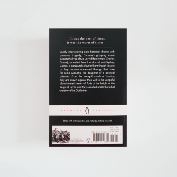 A Tale of Two Cities · Charles Dickens (Penguin Black Classics)